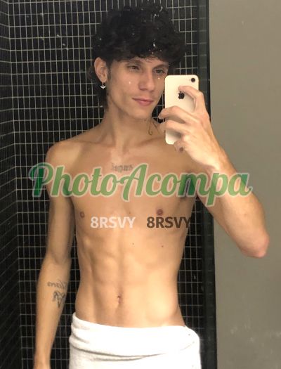 Andrew, garoto de programa na Consolação (SP)
