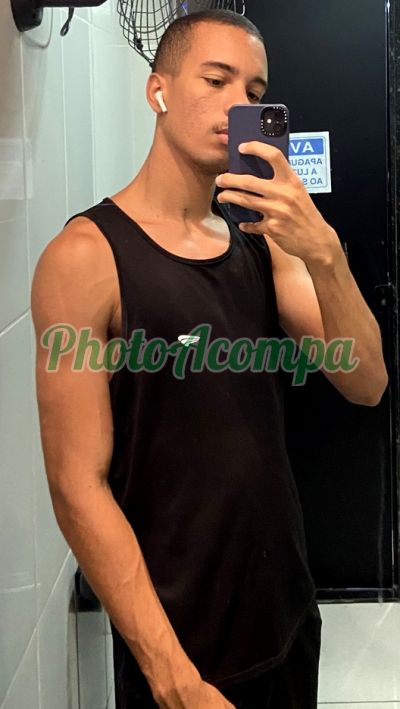 Pedro (21) 99003-8398, garoto de programa na Zona Norte (RJ)