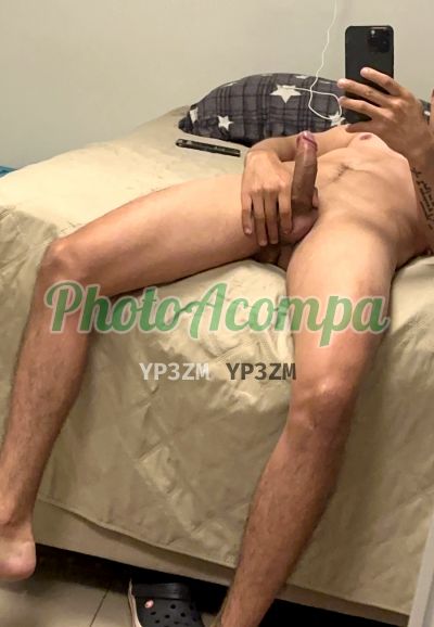 Santiago (61) 98128-1941, garoto de programa em Brasília