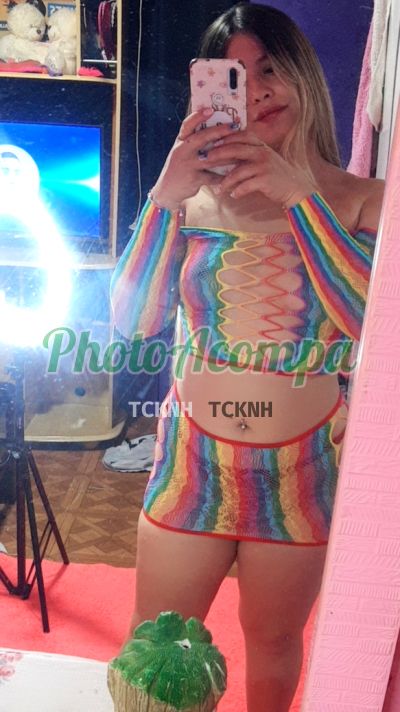 Agatha Fairy, mulher que faz videochamadas e sexting