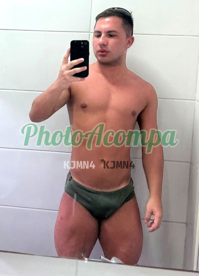Vinicius Ímola (48) 99161-4101, garoto de programa em Balneário Camboriú
