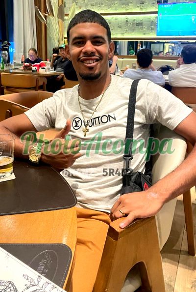 Pablo de Arrascaeta (21) 96099-9378, garoto de programa no Centro (RJ)