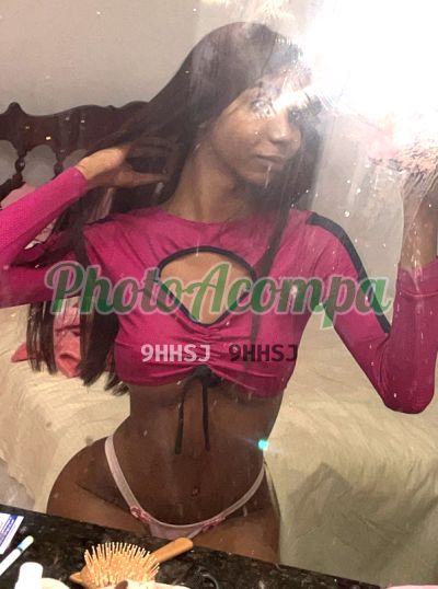 Júlia (11) 94338-9702, travesti em Belo Horizonte