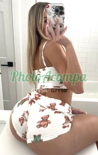Mirella, acompanhante em Santos