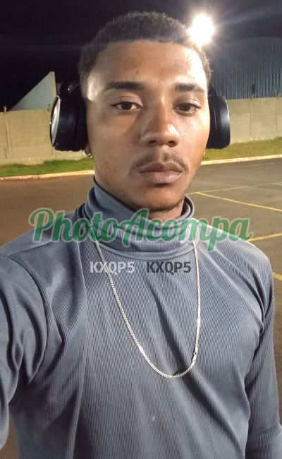 Redrik Tatu (34) 98426-9613, homem que faz massagens eróticas em São Sebastião