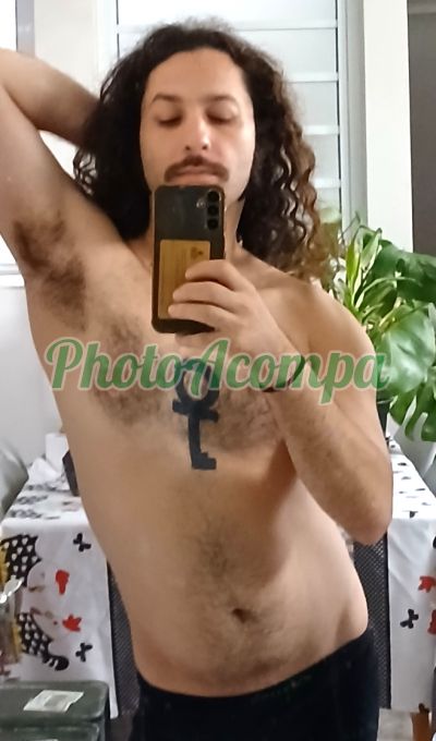 Vander Velvet, garoto de programa na República (SP)