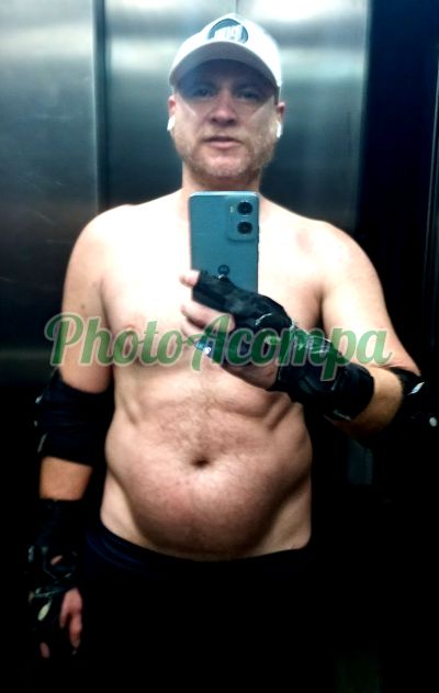 Ruivo, garoto de programa em São Paulo