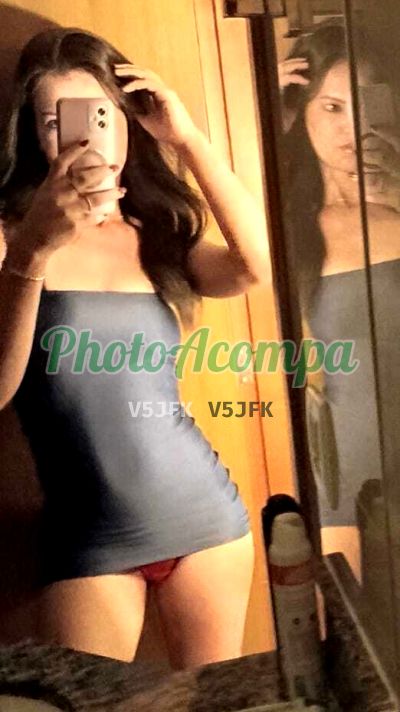 Melina, mulher que faz videochamadas e sexting