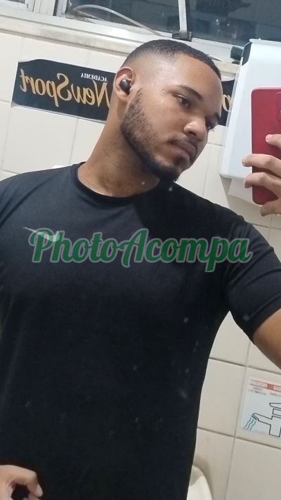 Richard Amaro (21) 99235-0430, garoto de programa no Rio de Janeiro