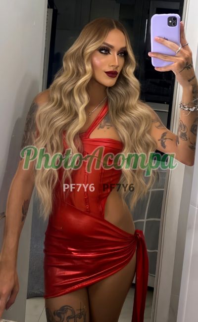 Sophie, transex na República (SP)