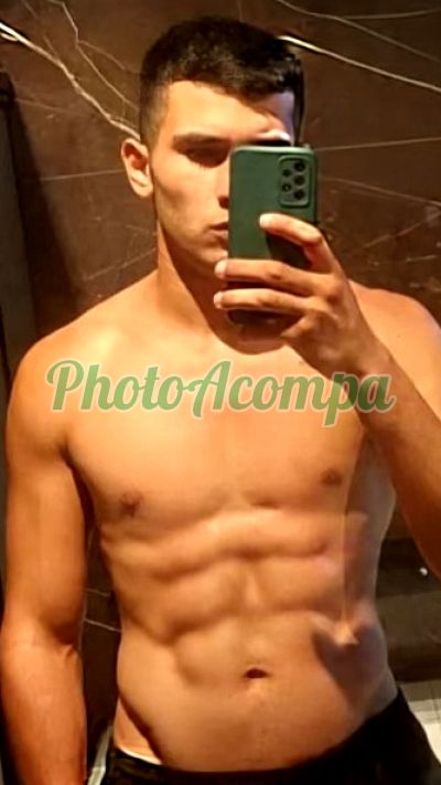 Vinícius (55) 99924-7024, garoto de programa em São José