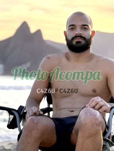 Roberto (21) 97013-9206, garoto de programa na Zona Sul (RJ)