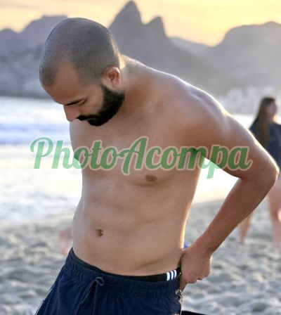 Roberto (21) 97013-9206, garoto de programa na Zona Sul (RJ)