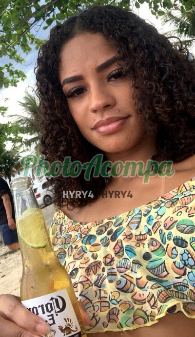 Emily (28) 99969-8943, escort em Extrema