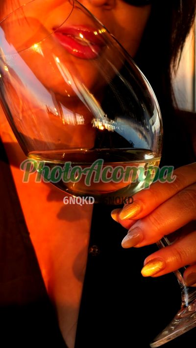 Helen, escort em Savassi (BH)