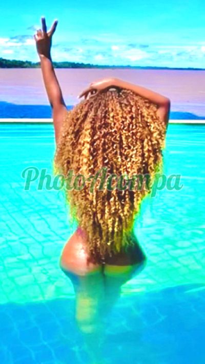 Samantha Carioca (21) 99971-0461, garota de programa na Pituba (Salvador)