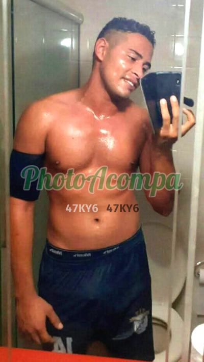 Tiago, garoto de programa em São Paulo