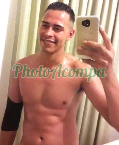 Tiago, garoto de programa em São Paulo