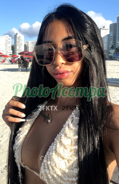 Isabella, garota de programa no Guarujá