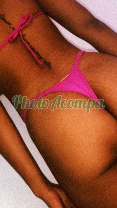 Bia, garota de programa em Santos