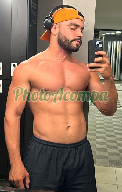 Felipe, garoto de programa em São Paulo