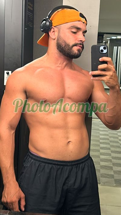 Felipe, garoto de programa em São Paulo