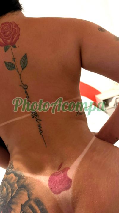 Sabrina (13) 99694-8397, escort em Praia Grande