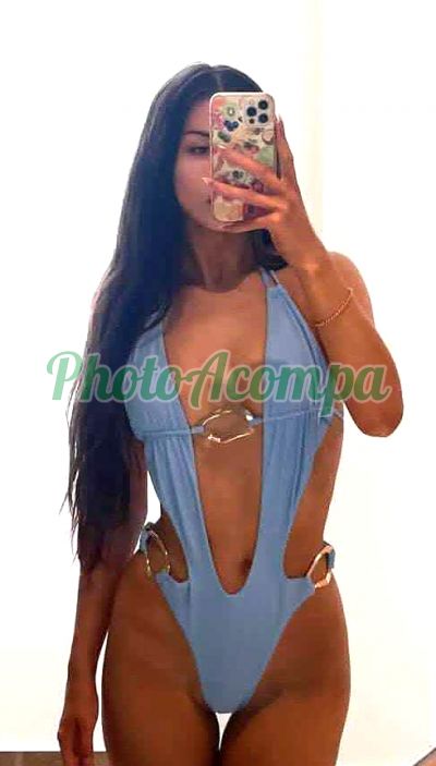 Karol (21) 97990-6896, escort em Niterói