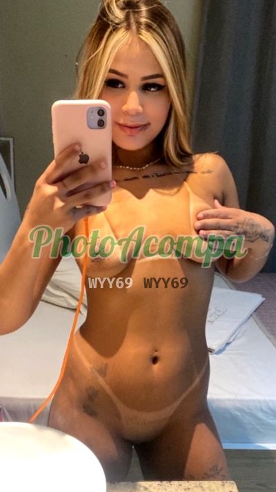 Aruna Suett (11) 91572-7451, escort em Barueri