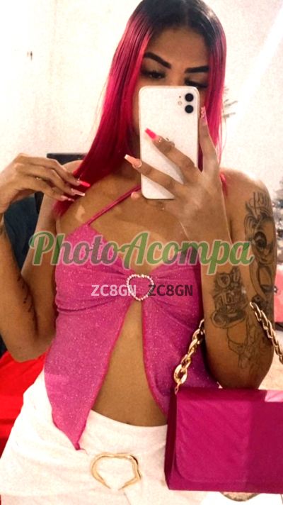 Duda, mulher que faz videochamadas e sexting