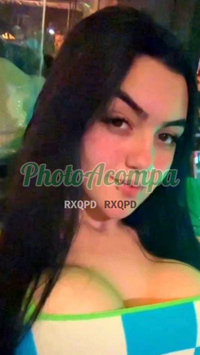 Isabella, mulher que faz videochamadas e sexting