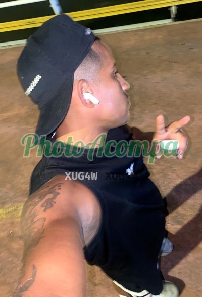 Henrique Gouveia (21) 99524-7288, garoto de programa na Gávea (RJ)