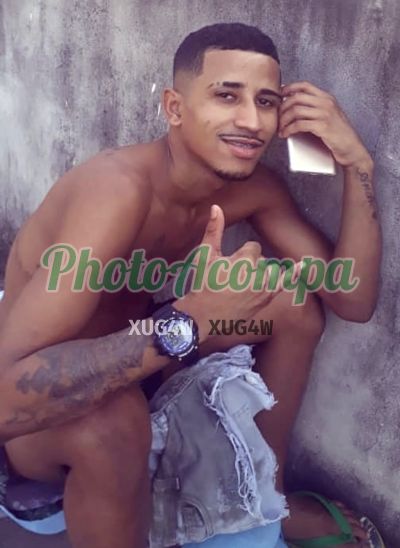 Henrique Gouveia (21) 99524-7288, garoto de programa na Gávea (RJ)