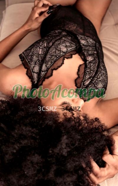 Cristal, escort em Santos
