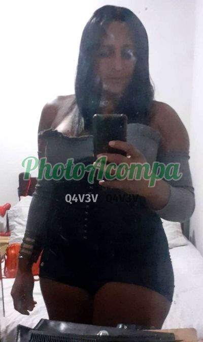 Cibelly Moura (19) 98170-7796, travesti em Leme