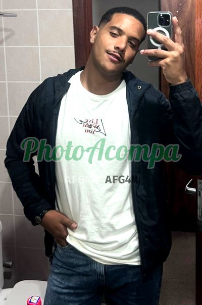 Elias (61) 99231-7490, garoto de programa em Goiânia
