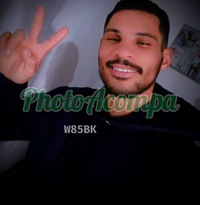 Leo (11) 93162-6135, garoto de programa em Bertioga