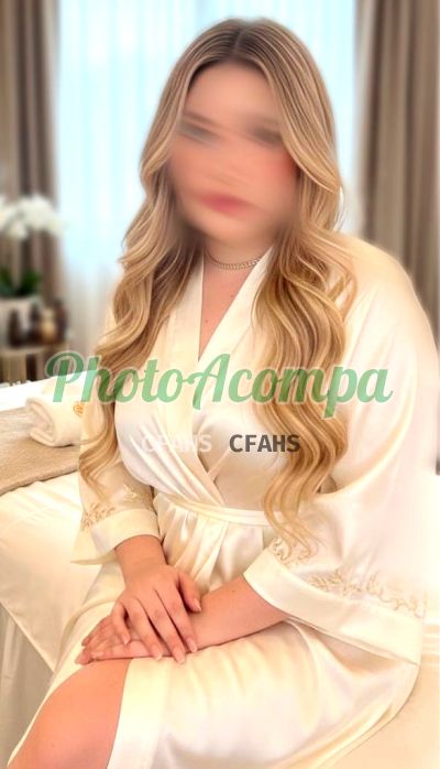 Lavínia Fox, garota de programa no Centro (Curitiba)