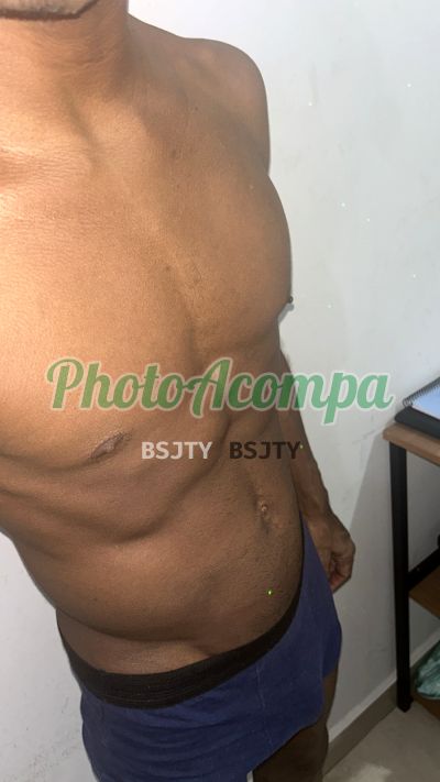 Pretinho Dotado (61) 99826-5140, garoto de programa em Brasília