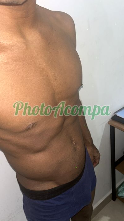 Pretinho Dotado (61) 99826-5140, garoto de programa em Brasília