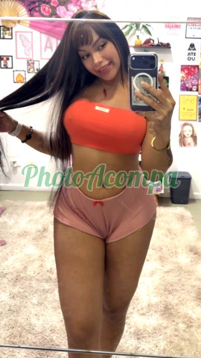 Yuna Mesquita (11) 91063-9271, travesti na Liberdade (SP)