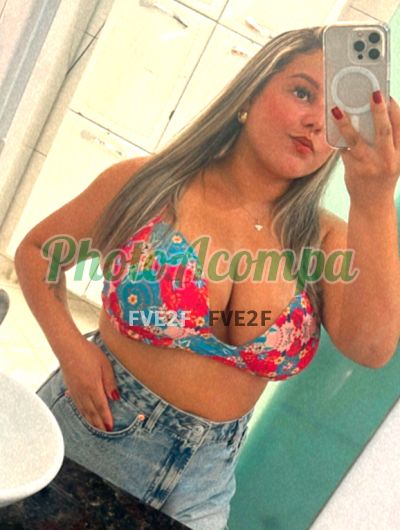 Gabriela Santos (21) 96761-6523, garota de programa em Araras