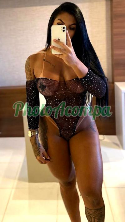 Mayra, garota de programa em Santos