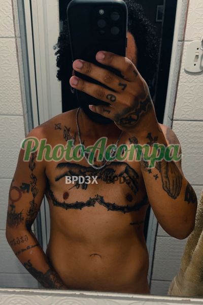 Marcos Araújo (21) 97699-1005, transex em Niterói