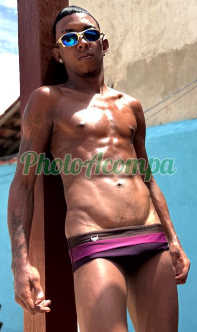 Andre Dote 22 cm (21) 96506-3856, garoto de programa em Copacabana (RJ)