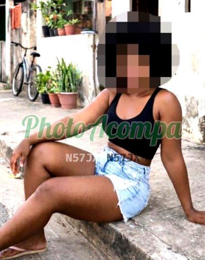 Bruninha, mulher que faz videochamadas e sexting