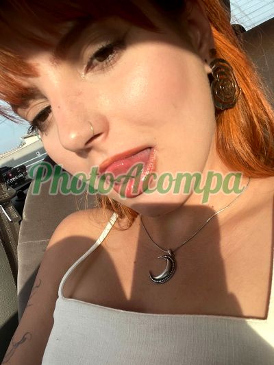 Lulú, mulher que faz videochamadas e sexting