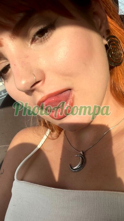Lulú, mulher que faz videochamadas e sexting