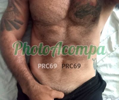 Vitor Hugo da Silveira (21) 96434-0888, homem que faz massagens eróticas na Barra da Tijuca (RJ)