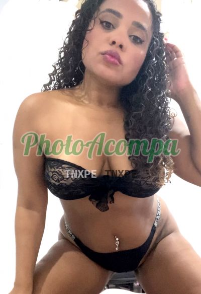 Vic (21) 97136-1424, garota de programa em Copacabana (RJ)